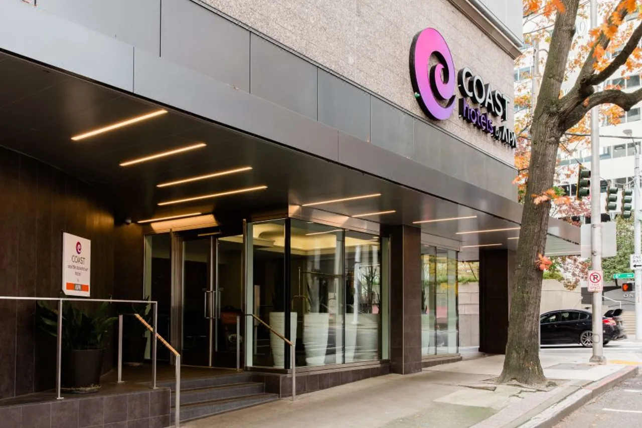 Coast Seattle Downtown Hotel by APA (Hilton Seattle) — โรงแรมในซีแอตเทิล