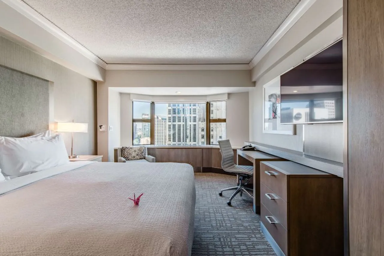 Coast Seattle Downtown Hotel by APA (Hilton Seattle) — ภาพห้องพักและบรรยากาศ