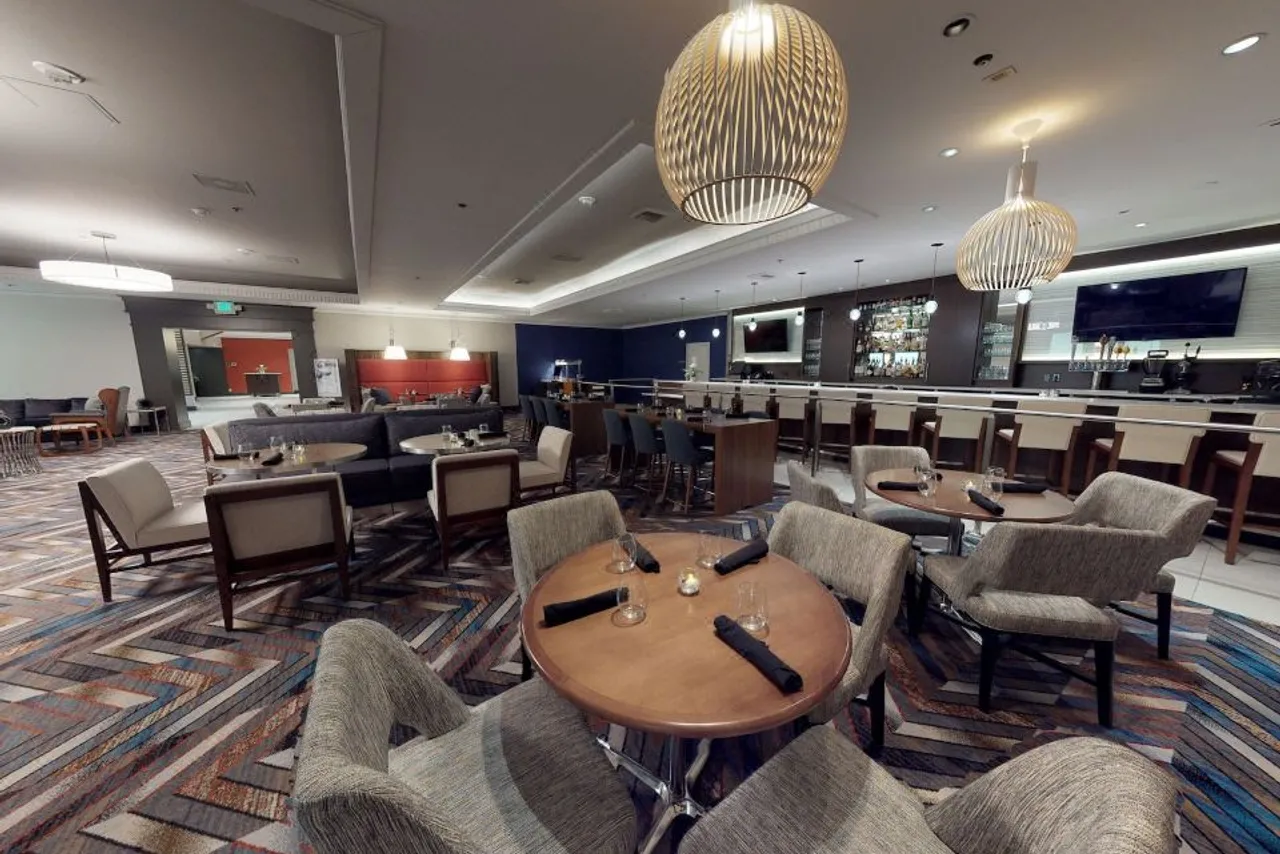 Coast Seattle Downtown Hotel by APA (Hilton Seattle) — ภาพห้องพักและบรรยากาศ