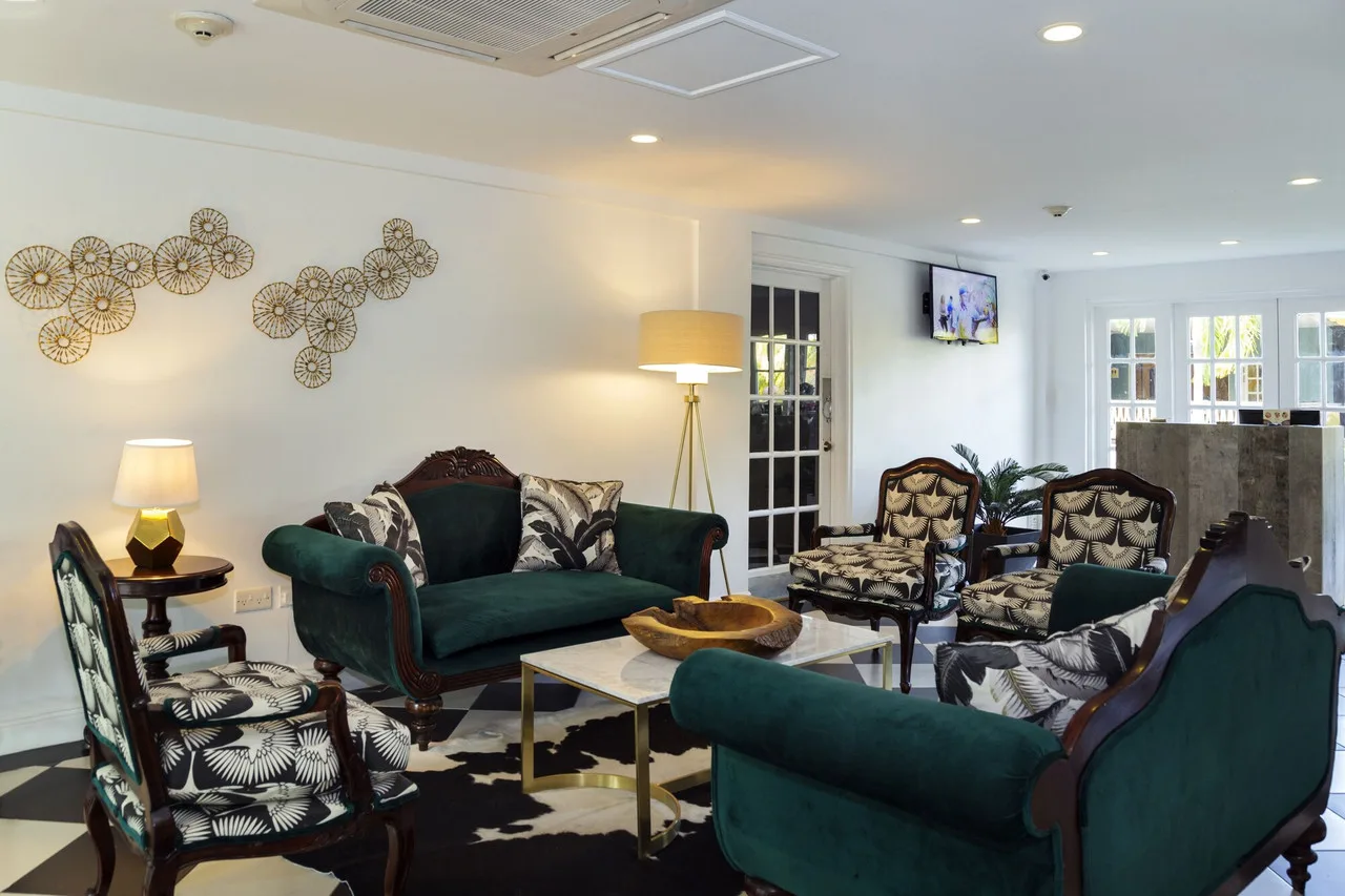 Coco Palm — ภาพห้องพักและบรรยากาศ