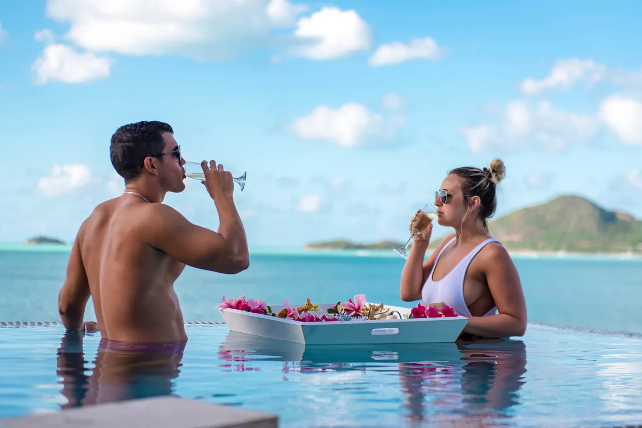 Cocobay Resort — ภาพห้องพักและบรรยากาศ