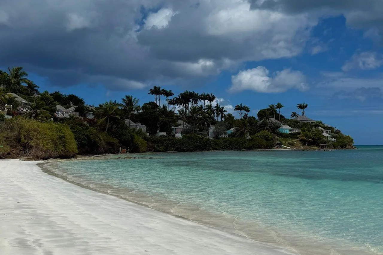 Cocobay Resort — ภาพห้องพักและบรรยากาศ