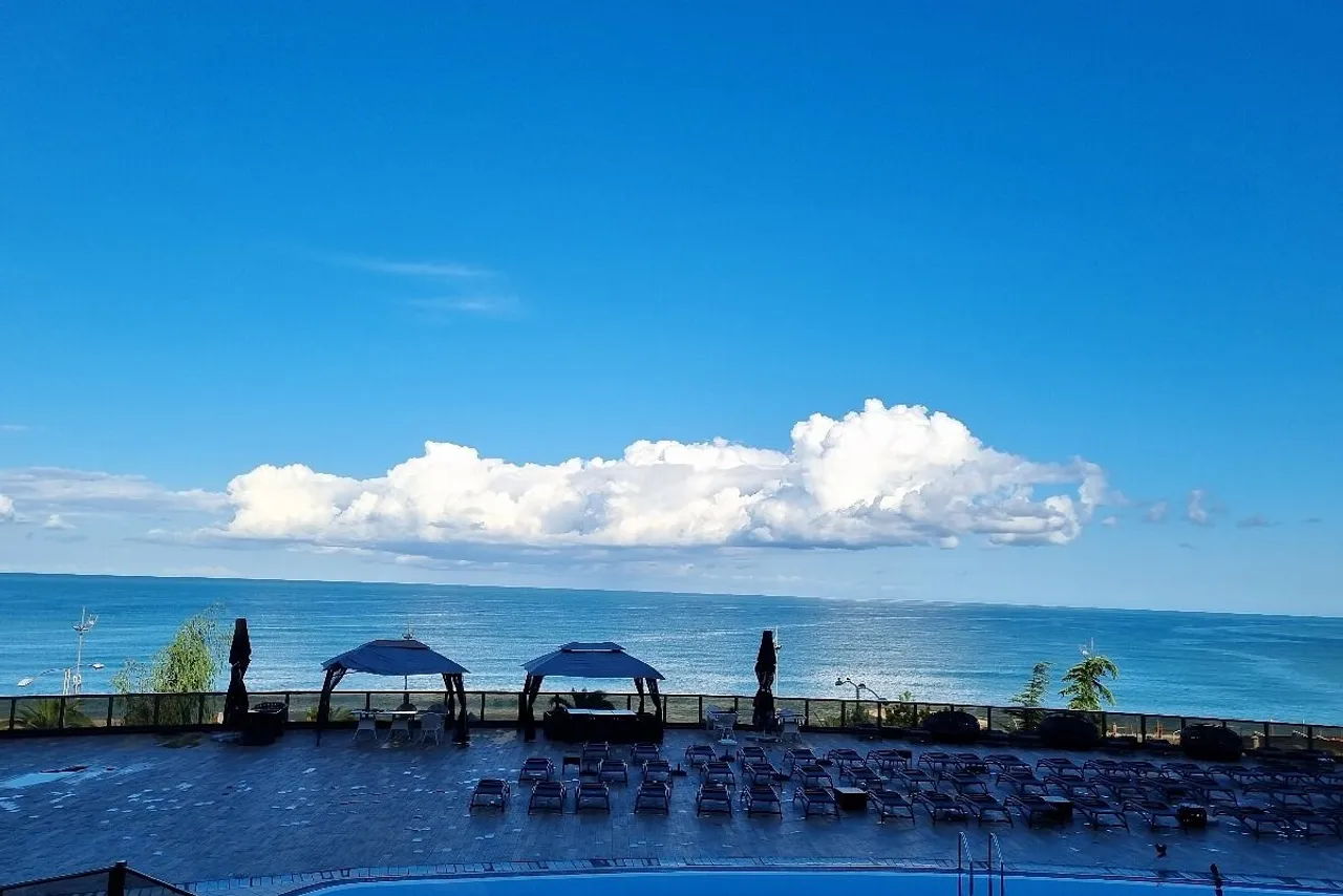 Colosseum Marina Hotel — ภาพห้องพักและบรรยากาศ