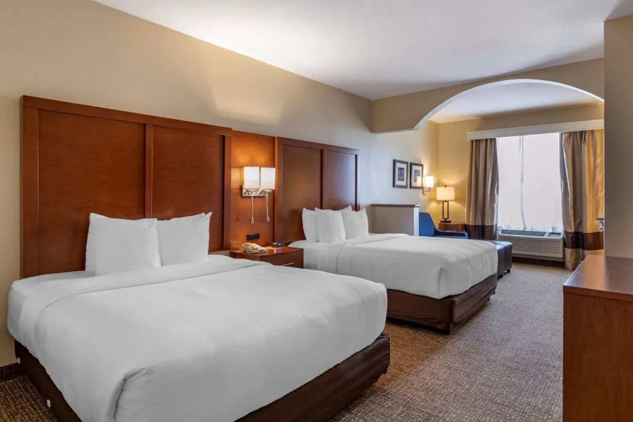 Comfort Suites Houston near Medical Center - NRG Stadium — โรงแรมในใกล้ NRG Stadium
