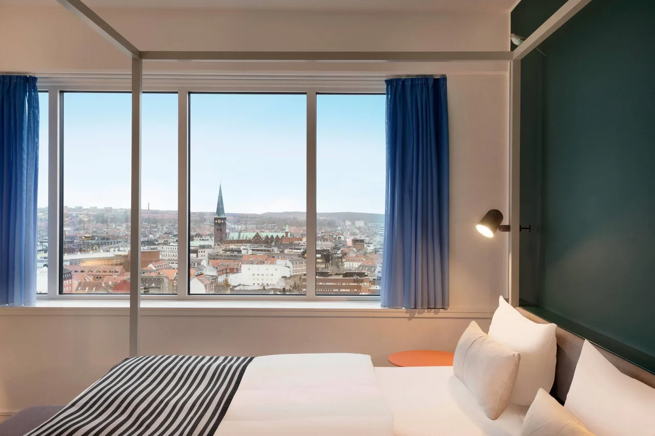 Comwell Aarhus, Dolce by Wyndham — ภาพห้องพักและบรรยากาศ