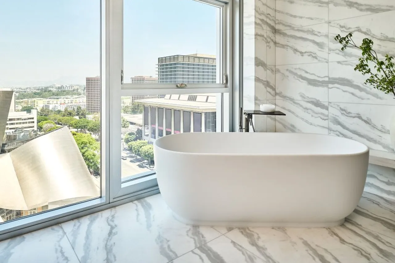 Conrad Los Angeles — ภาพห้องพักและบรรยากาศ