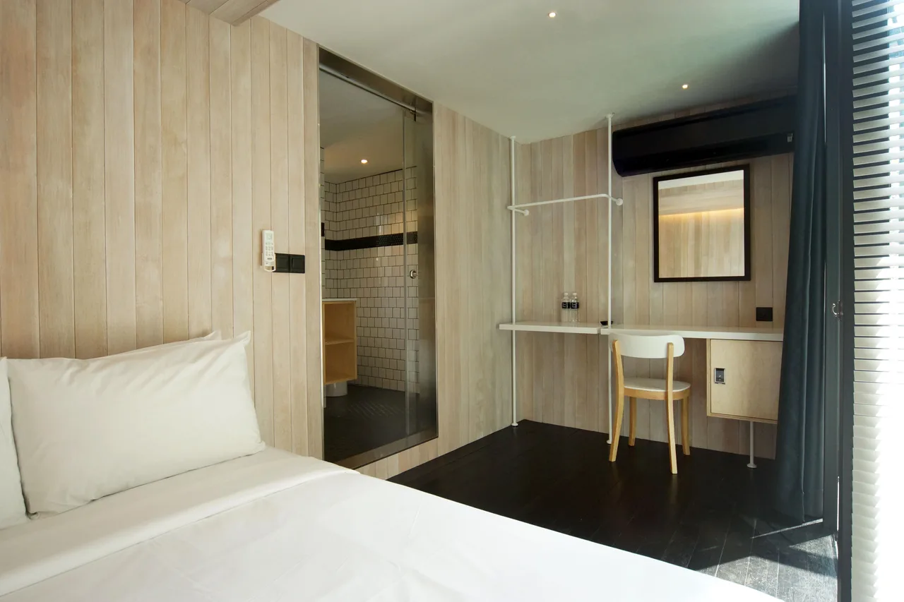 Container Hotel Kuala Lumpur — rooms and atmosphere