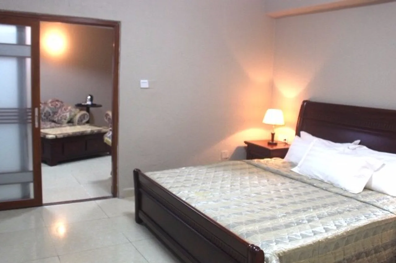Corina Hotel — ภาพห้องพักและบรรยากาศ