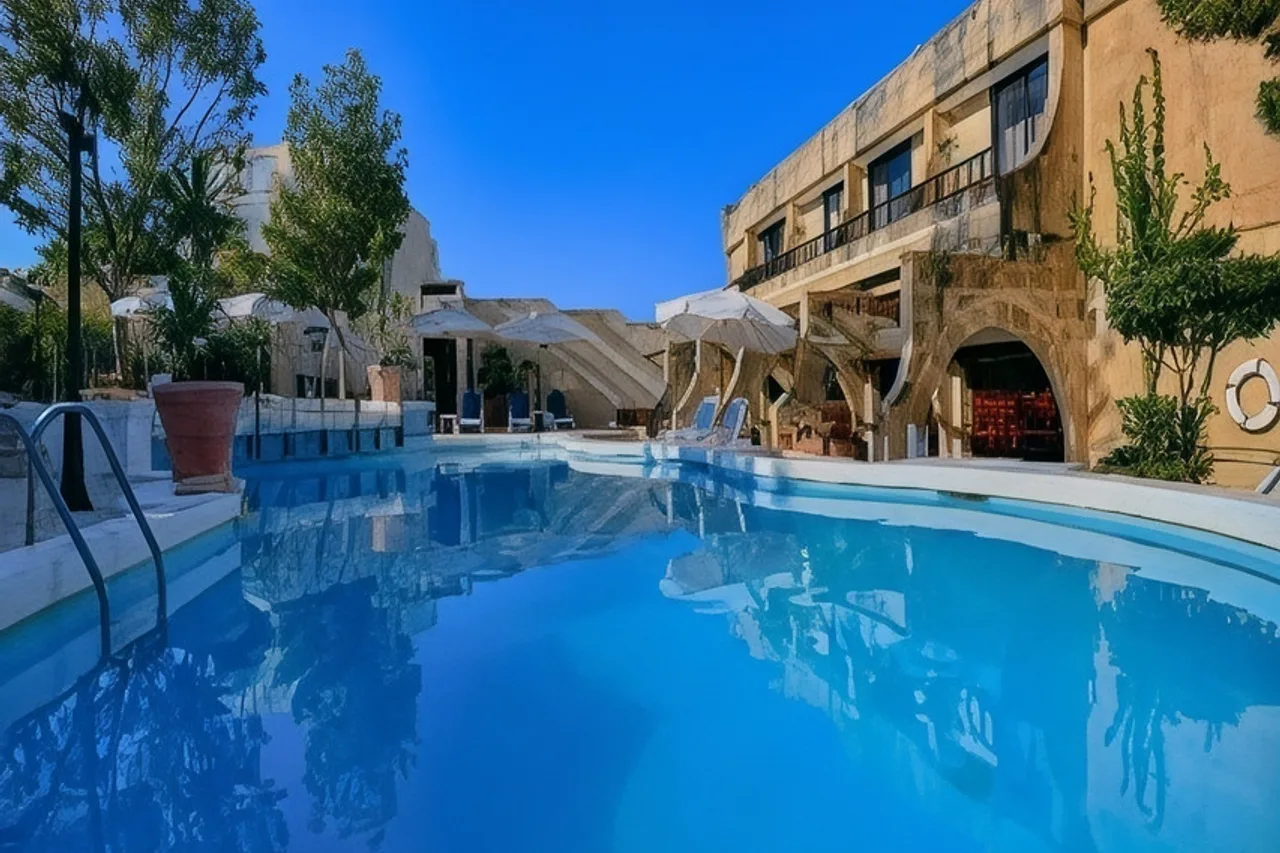 Cornucopia Hotel — โกโซ