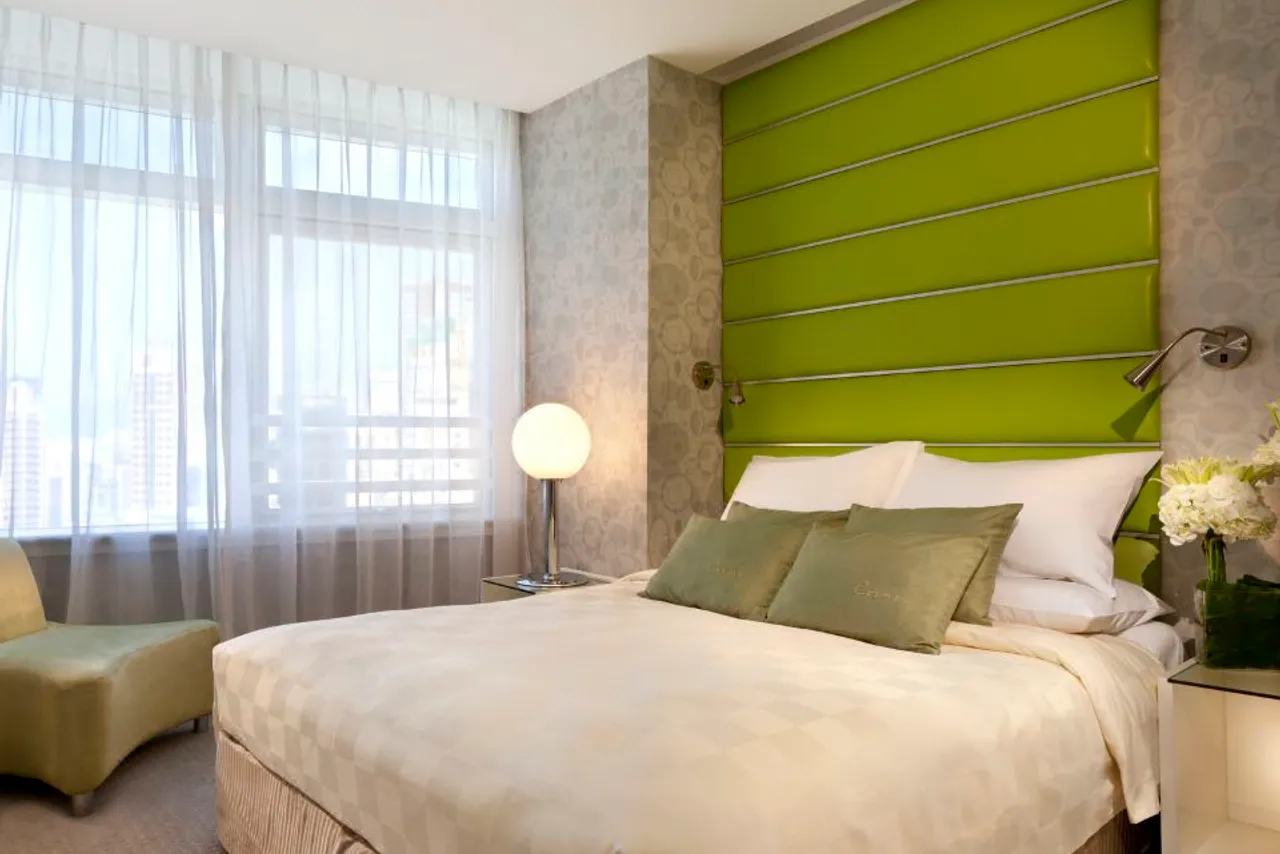 Cosmo Hotel Hong Kong by Dorsett Hotels — ภาพห้องพักและบรรยากาศ