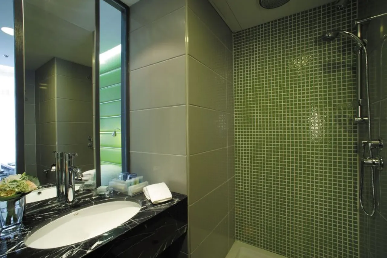 Cosmo Hotel Hong Kong by Dorsett Hotels — ภาพห้องพักและบรรยากาศ