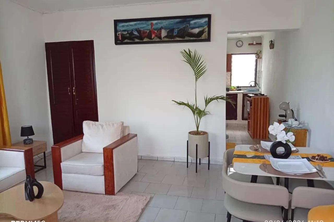 Cote Plage Kribi Studio Soleil — ภาพห้องพักและบรรยากาศ