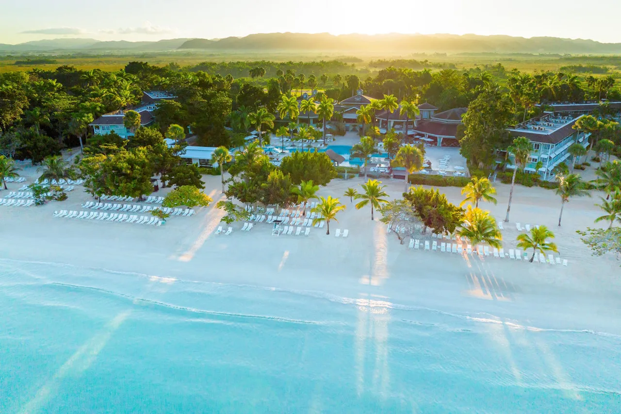 Couples Negril — ภาพห้องพักและบรรยากาศ
