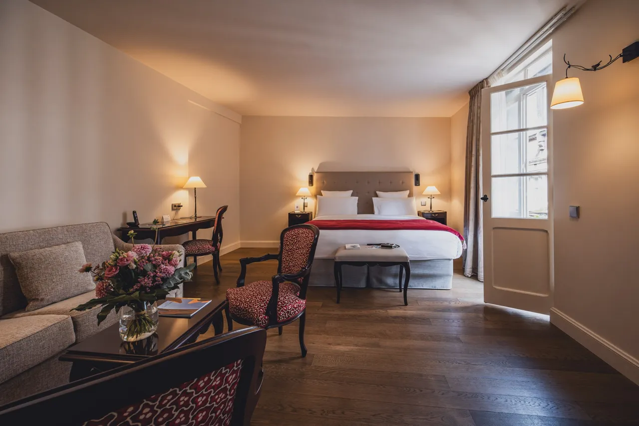 Hôtel Cour du Corbeau Strasbourg - MGallery — ภาพห้องพักและบรรยากาศ