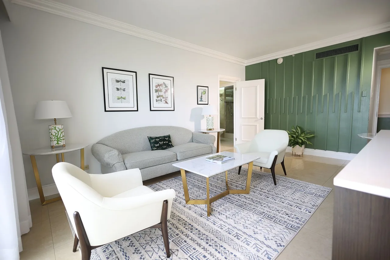 The Courtleigh Hotel &amp; Suites — ภาพห้องพักและบรรยากาศ