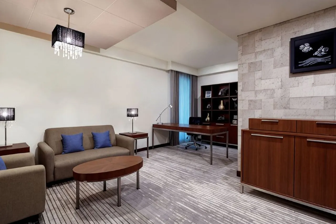 Courtyard by Marriott Bandung Dago — ภาพห้องพักและบรรยากาศ