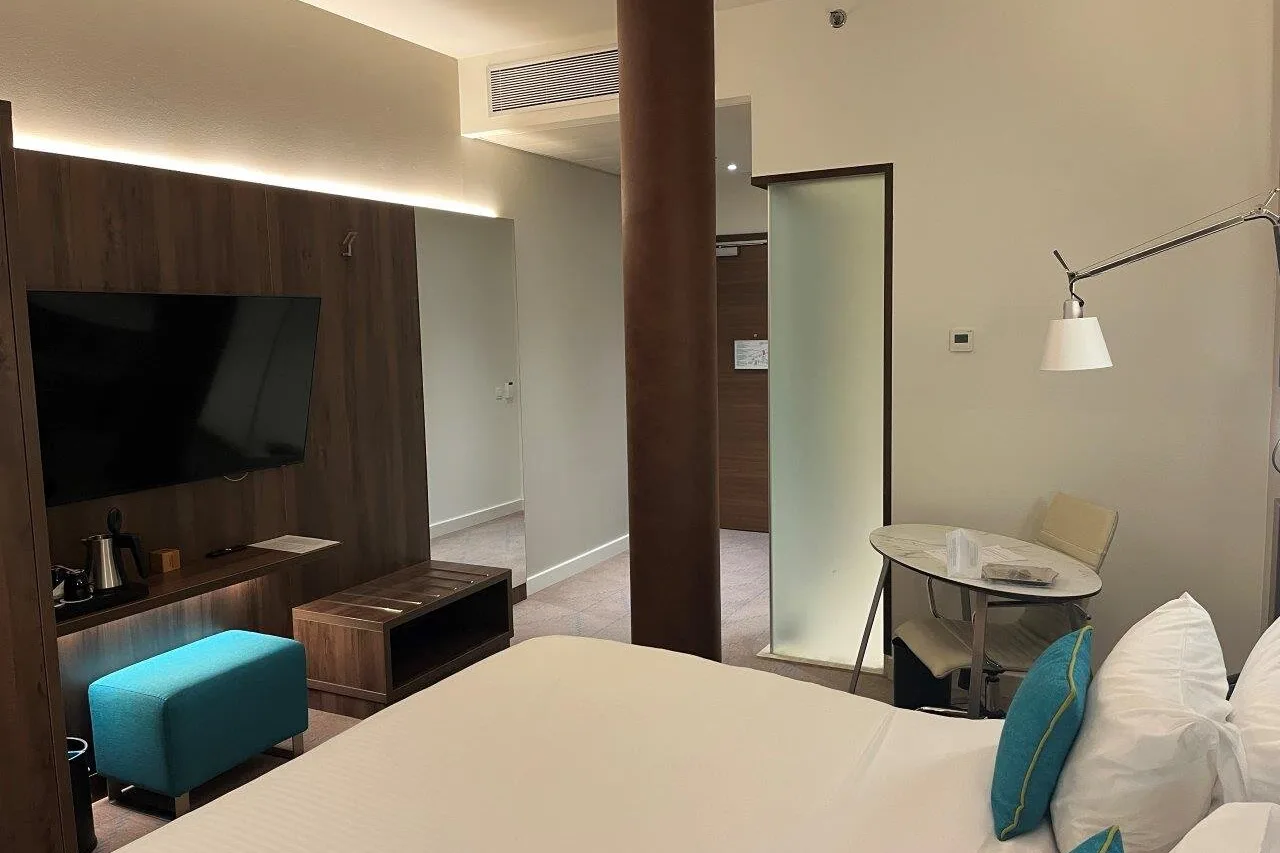 Courtyard by Marriott Sarajevo — ภาพห้องพักและบรรยากาศ