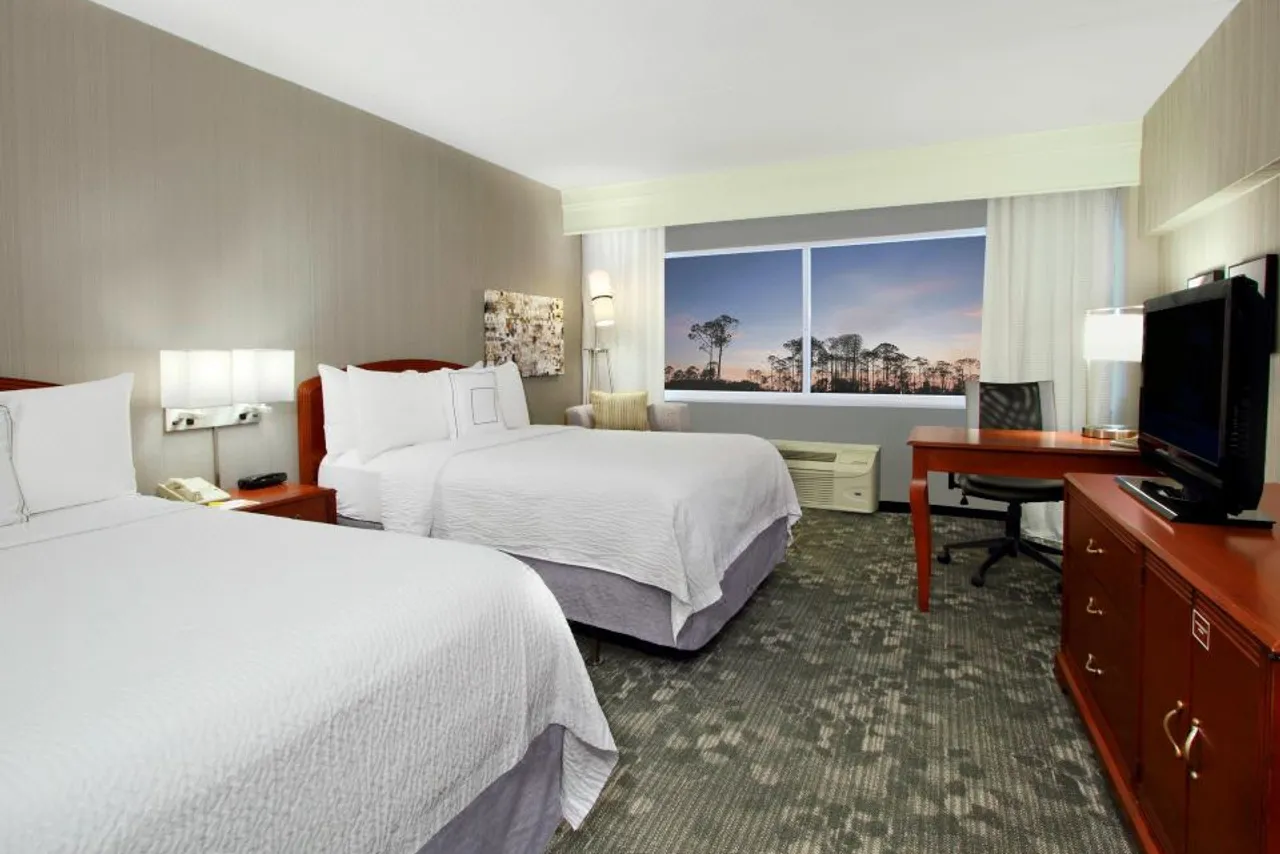 Courtyard by Marriott Lyndhurst Meadowlands — ภาพห้องพักและบรรยากาศ