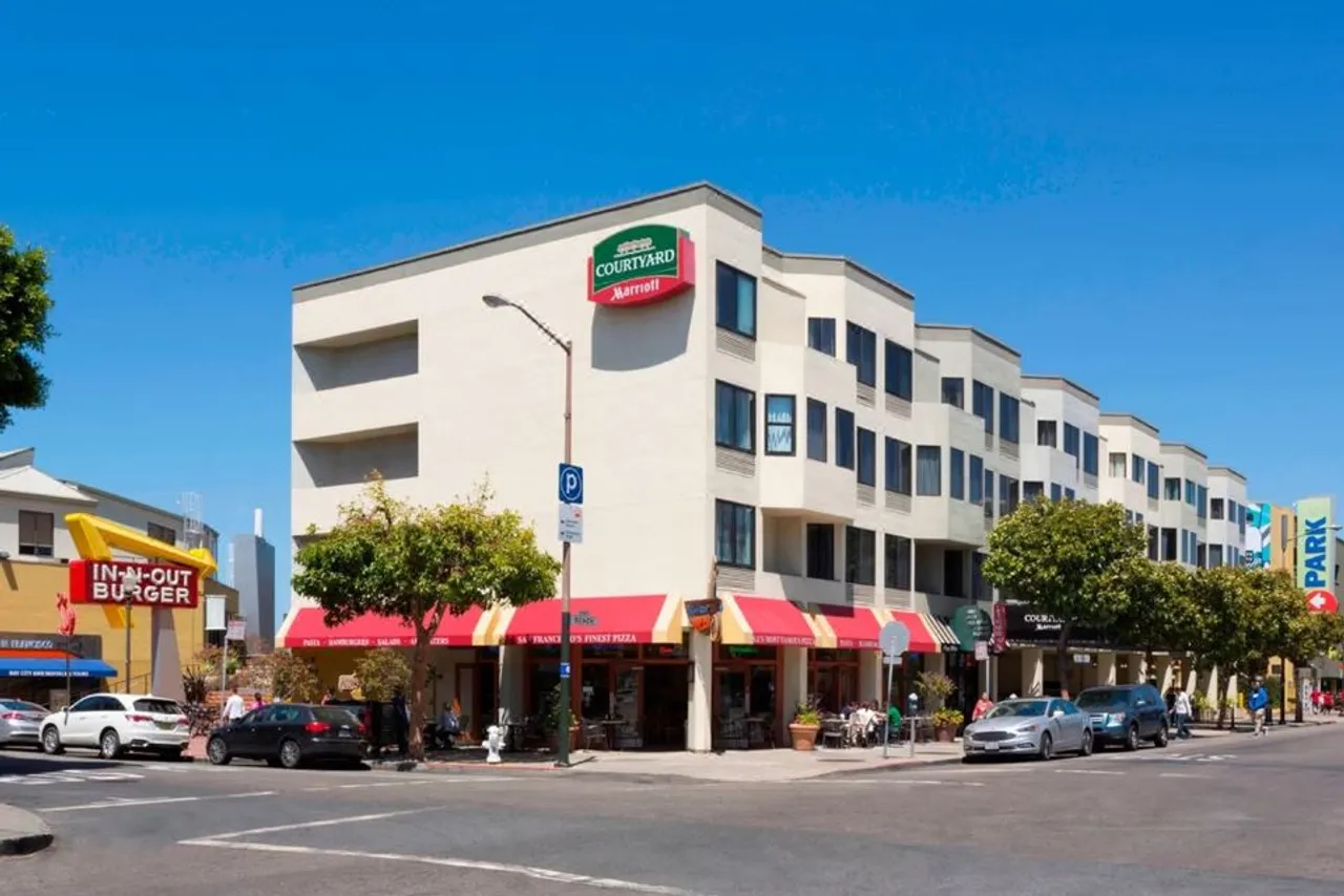 Courtyard by Marriott San Francisco Fisherman's Wharf — โรงแรมในซานฟรานซิสโก