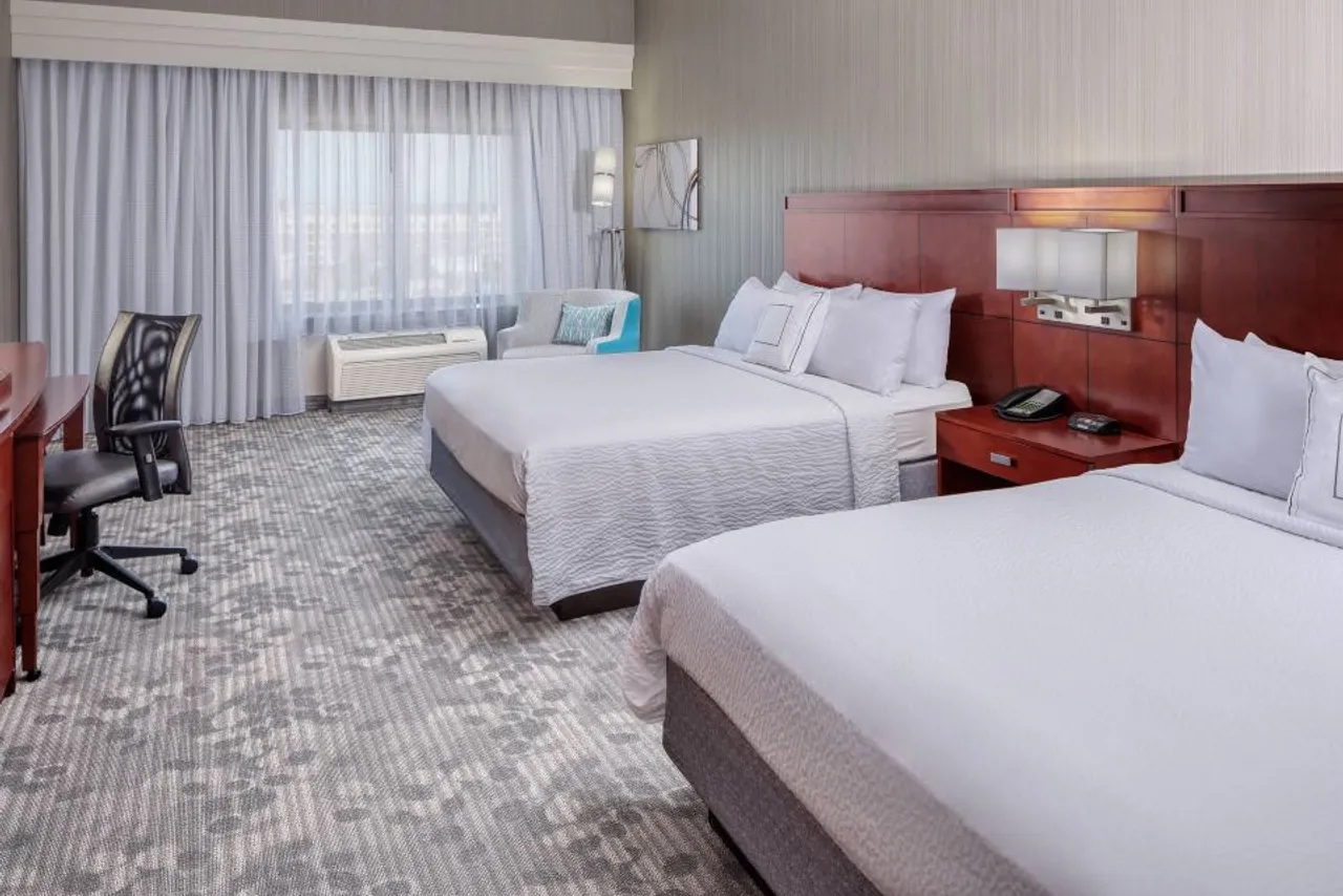 Courtyard by Marriott Houston Medical Center/NRG Park — ภาพห้องพักและบรรยากาศ