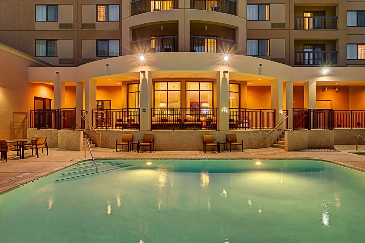 Courtyard by Marriott Houston Medical Center/NRG Park — ภาพห้องพักและบรรยากาศ