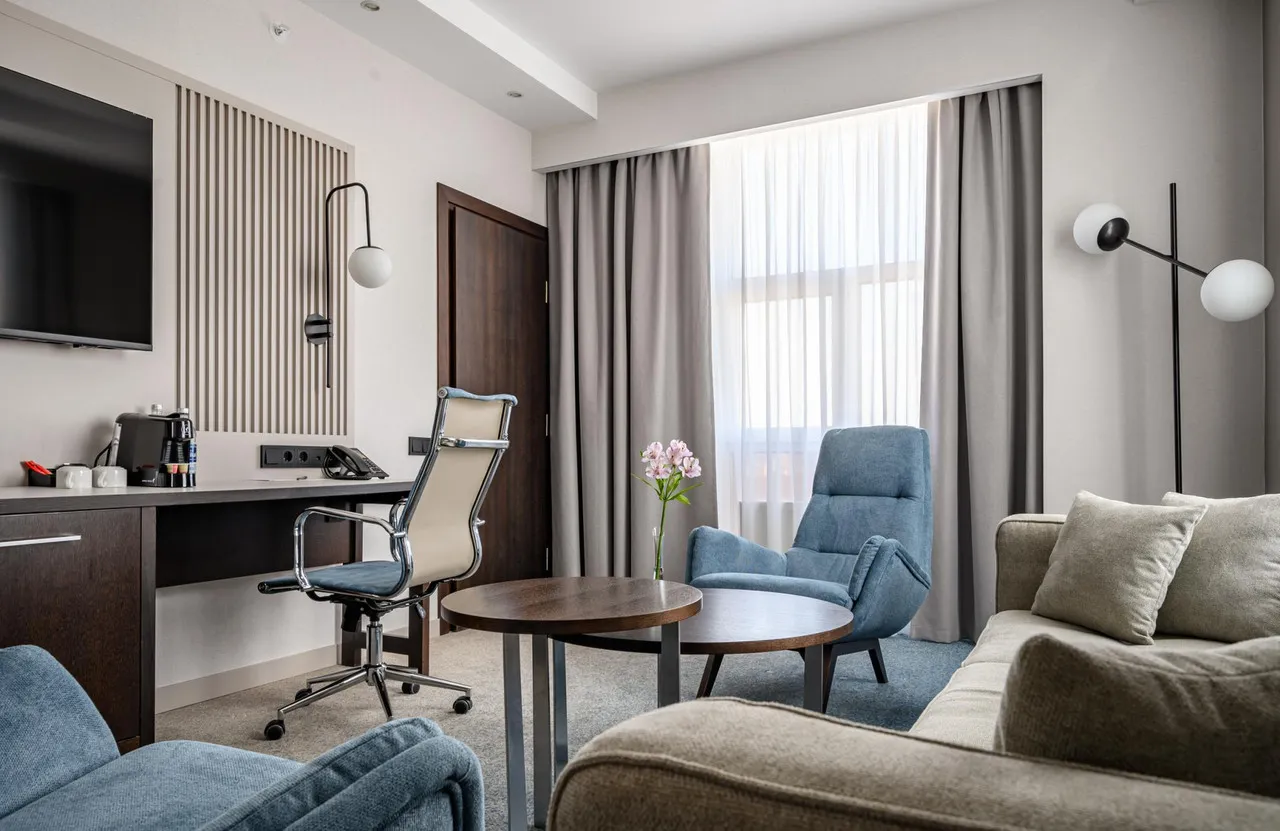 Courtyard by Marriott Kazan Kremlin — rooms and atmosphere