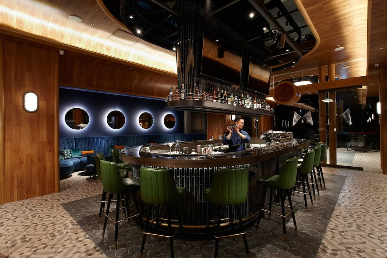 Hotel Cozzi Blu — rooms and atmosphere