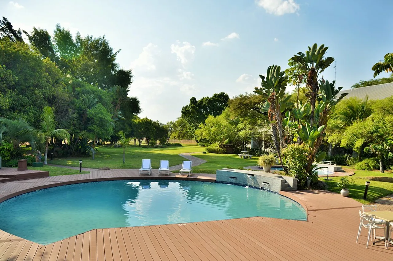 Cresta Lodge Harare — โรงแรมในฮาราเร