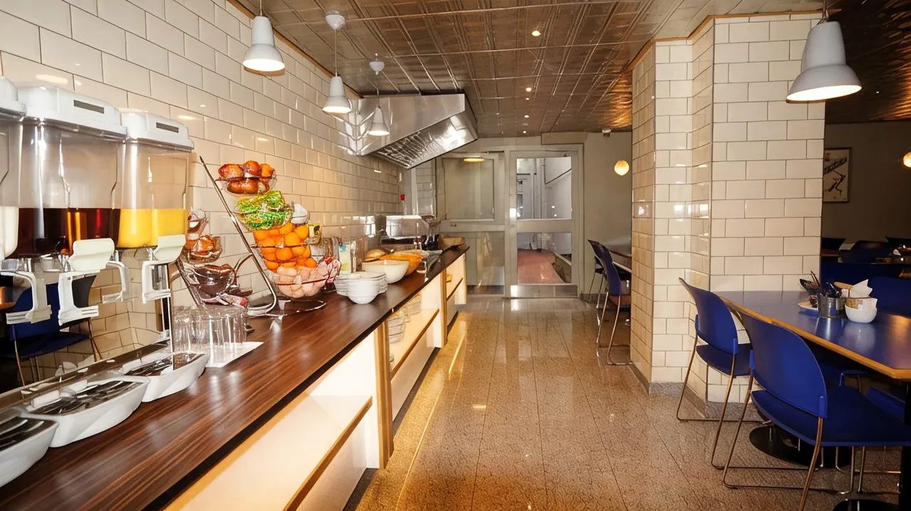 Crestfield Hotel — rooms and atmosphere