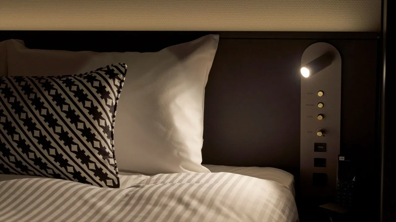 Cross Hotel Hakata — rooms and atmosphere