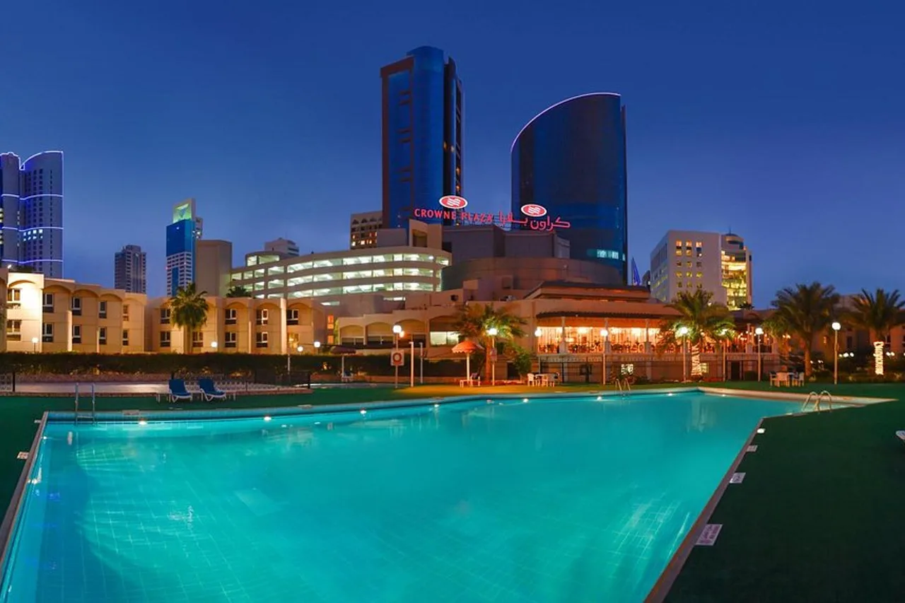 Crowne Plaza Bahrain by IHG — โรงแรมในมานามา