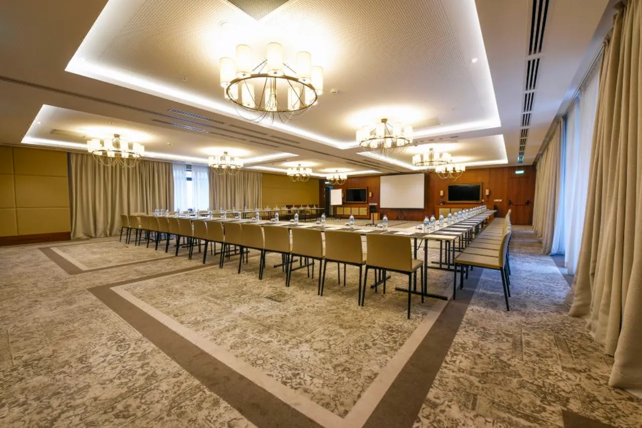 Crowne Plaza Borjomi by IHG — ภาพห้องพักและบรรยากาศ
