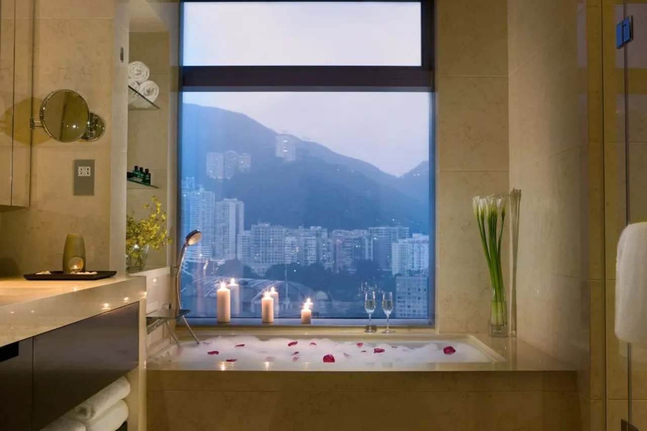 Crowne Plaza Hong Kong Causeway Bay by IHG — ภาพห้องพักและบรรยากาศ