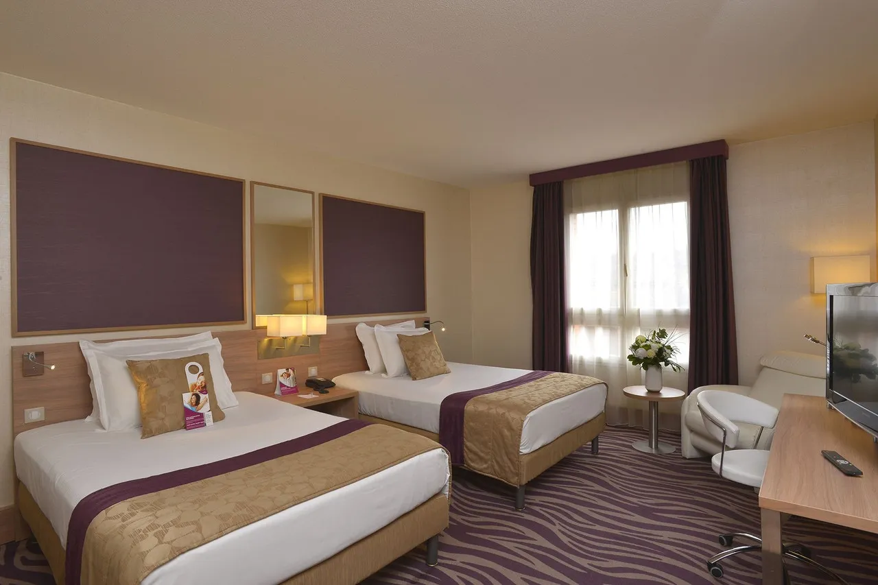 Crowne Plaza Toulouse — rooms and atmosphere