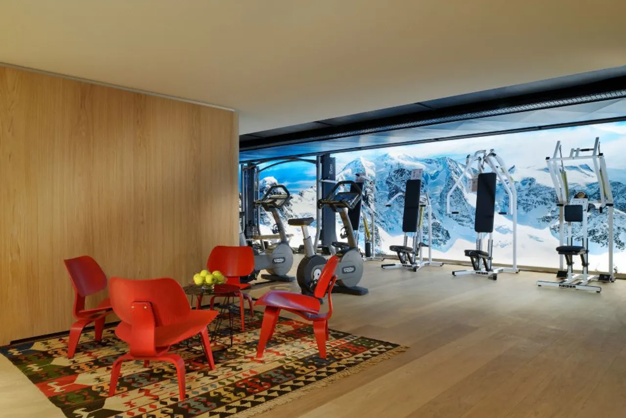 Crystal Hotel — ภาพห้องพักและบรรยากาศ