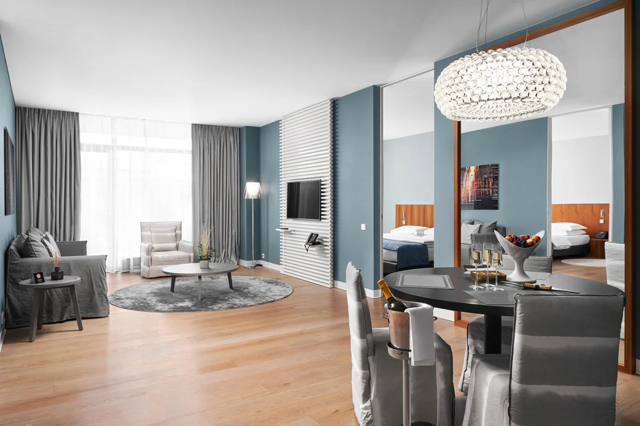 Crystal House Suite Hotel & SPA — ภาพห้องพักและบรรยากาศ