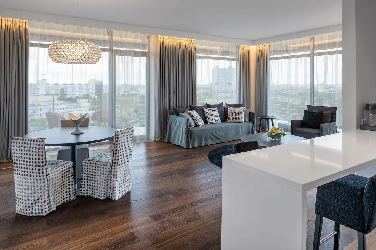 Crystal House Suite Hotel & SPA — ภาพห้องพักและบรรยากาศ