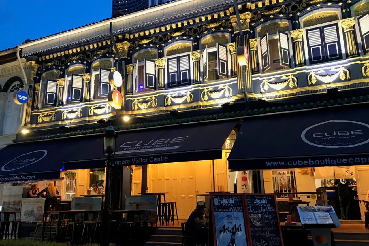 CUBE Boutique Capsule Hotel @ Kampong Glam — ภาพห้องพักและบรรยากาศ