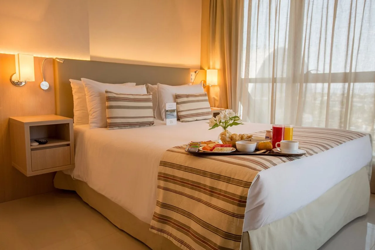 Cullinan Hplus Premium — rooms and atmosphere