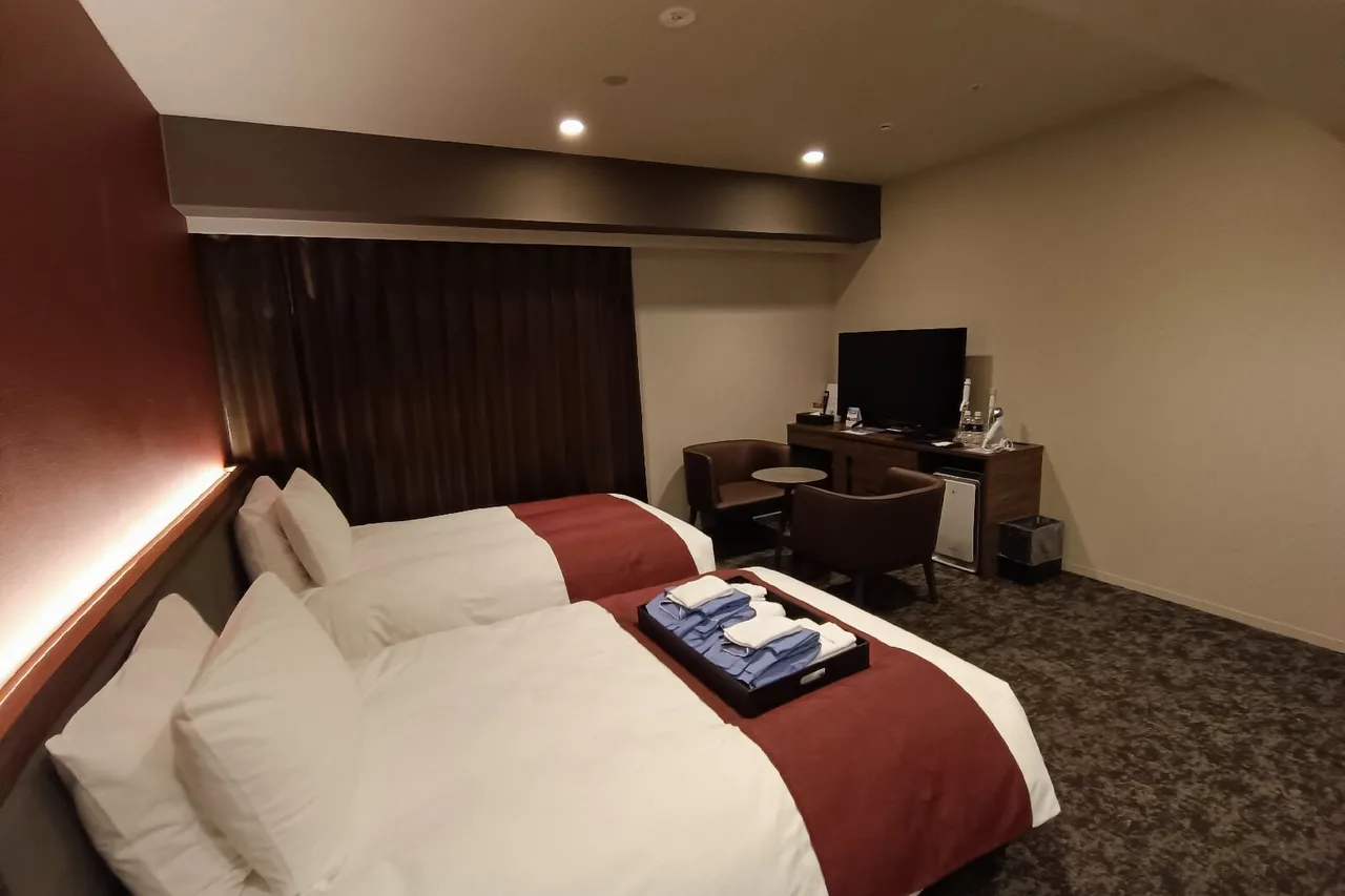 Daiwa Roynet Hotel Kagoshima Tenmonkan PREMIER — ภาพห้องพักและบรรยากาศ