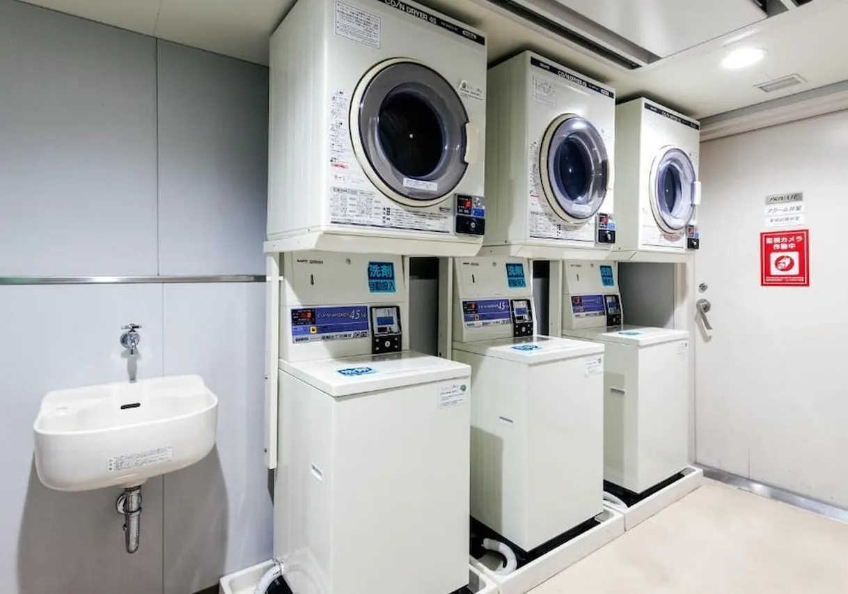 Daiwa Roynet Hotel Kobe-Sannomiya — rooms and atmosphere