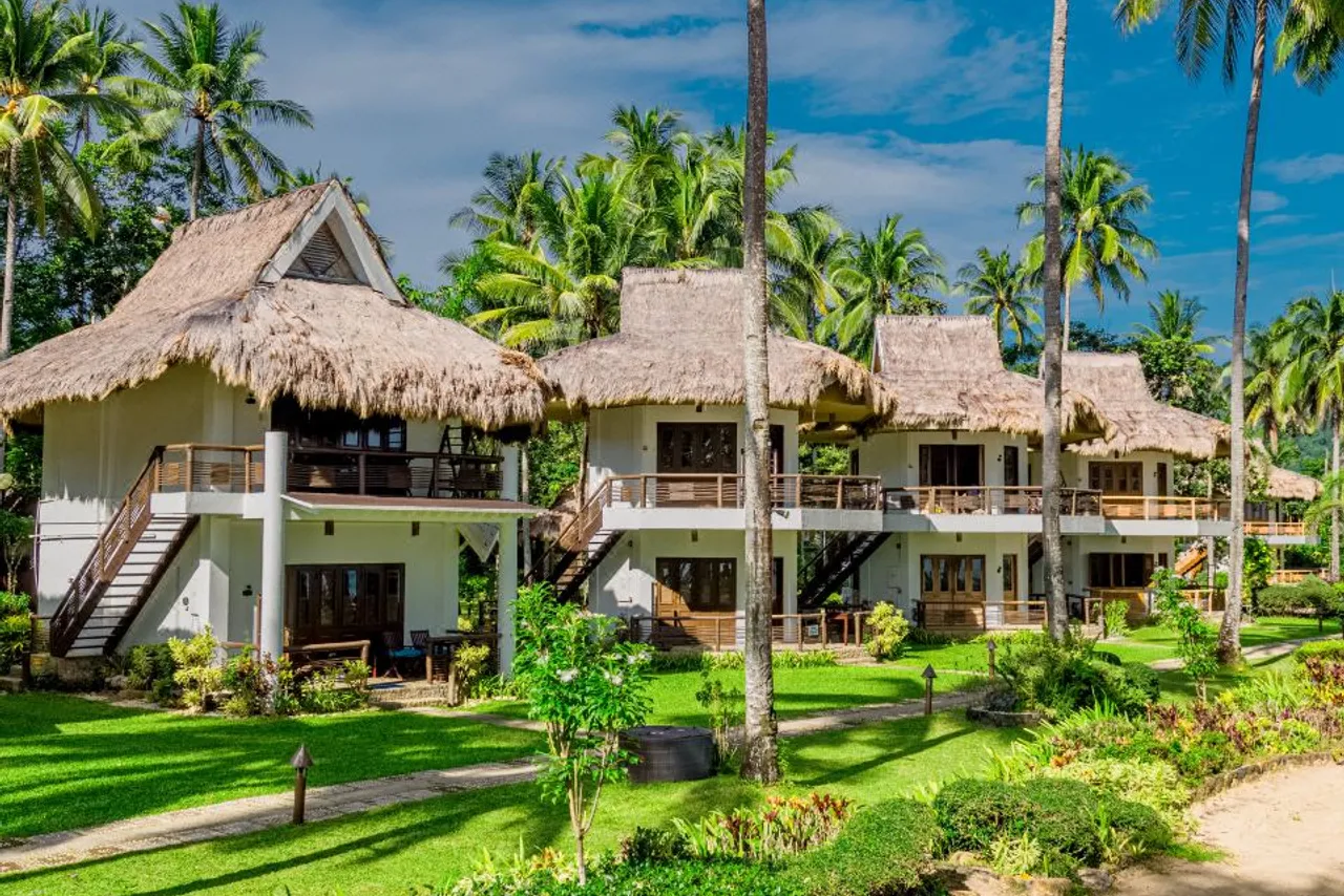 Daluyon Beach and Mountain Resort — rooms and atmosphere