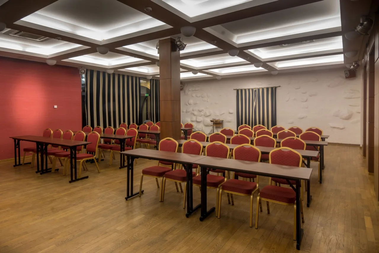 Daugirdas Old City Hotel — ภาพห้องพักและบรรยากาศ