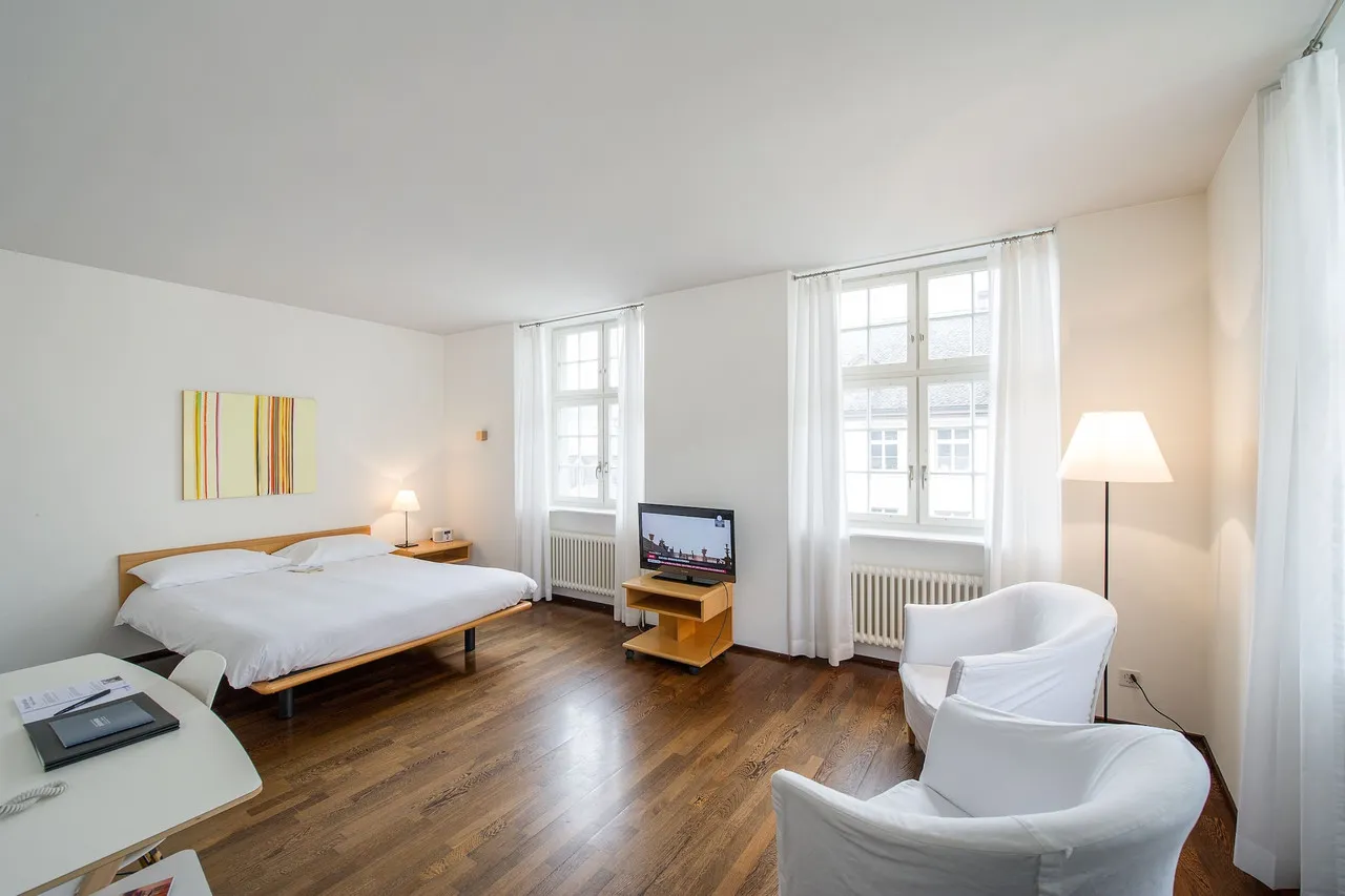 Der Teufelhof Basel — rooms and atmosphere