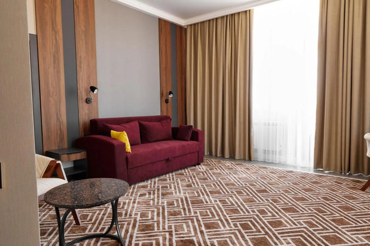 Diamond Hotel Shymkent — ภาพห้องพักและบรรยากาศ