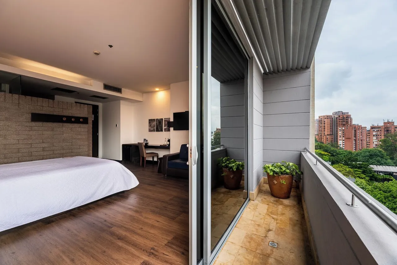 Diez Hotel Categoria Colombia — ภาพห้องพักและบรรยากาศ