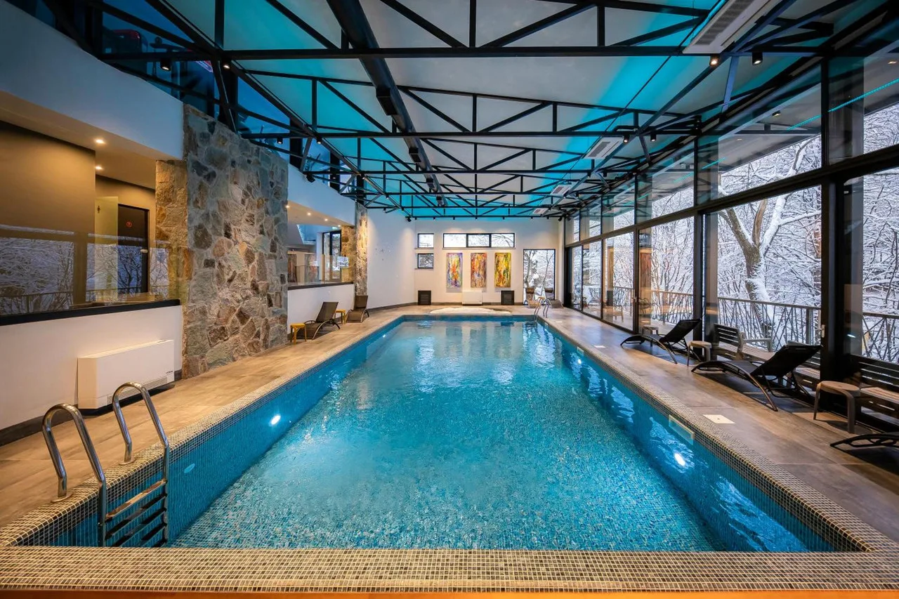 DiliJazz Hotel & Restaurant — ภาพห้องพักและบรรยากาศ