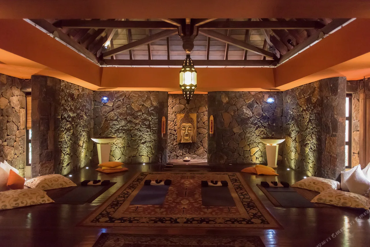 Dinarobin Beachcomber Golf Resort & Spa — ภาพห้องพักและบรรยากาศ