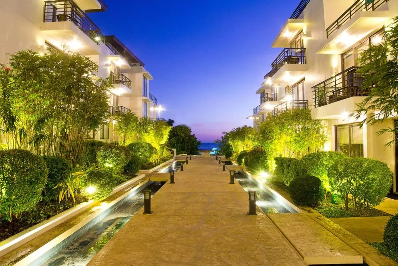 Discovery Boracay — rooms and atmosphere