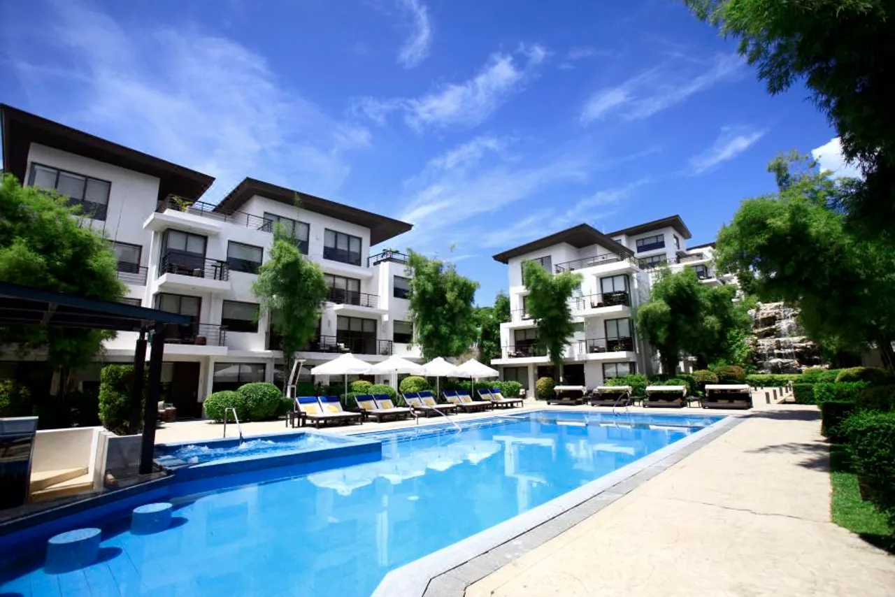 Discovery Boracay — rooms and atmosphere